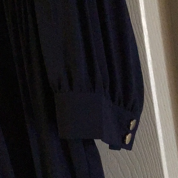 Navy blue Halston dress. - Picture 3 of 5